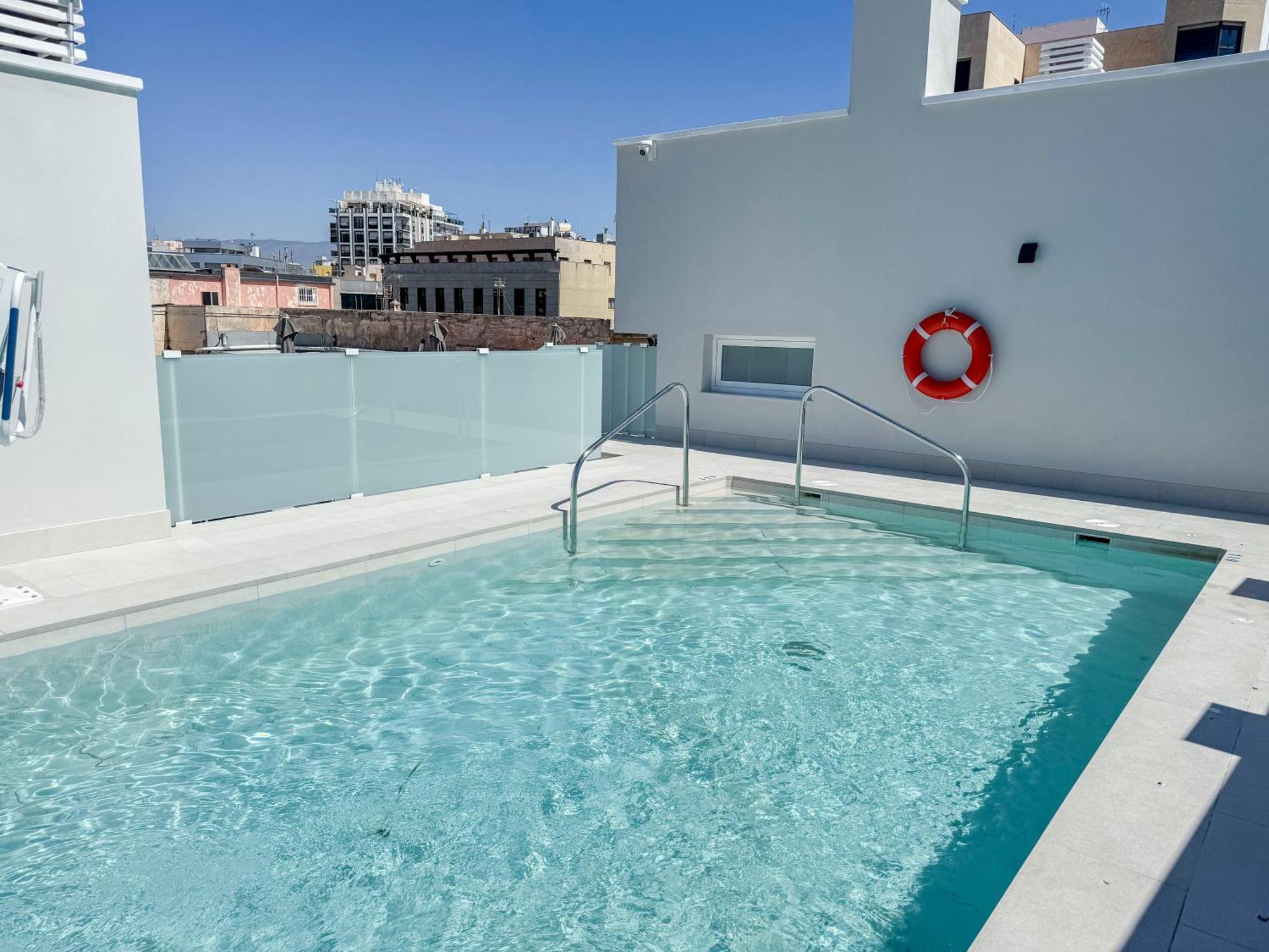 Torreluz Suites Almería Exterior photo